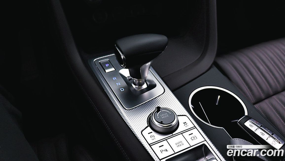 Genesis The New G70 Бензин 2.0T 2WD (01.2022)