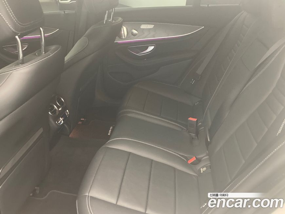 Mercedes-Benz E-Class W213 E350 4MATIC AMG Line (05.2022)