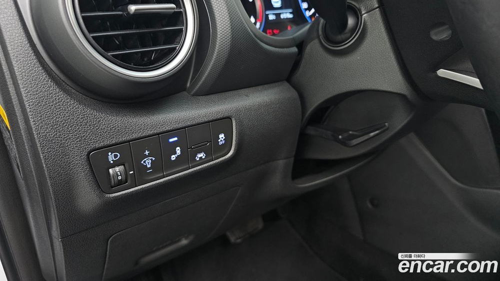 Hyundai KONA Дизель 1.6 2WD (03.2020)