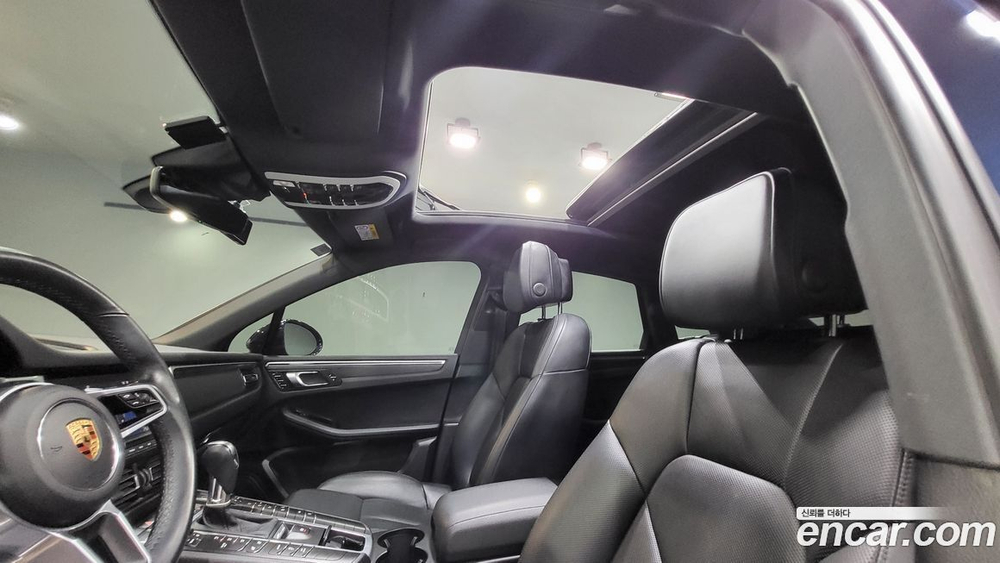 Porsche Macan 2.0 (12.2019)