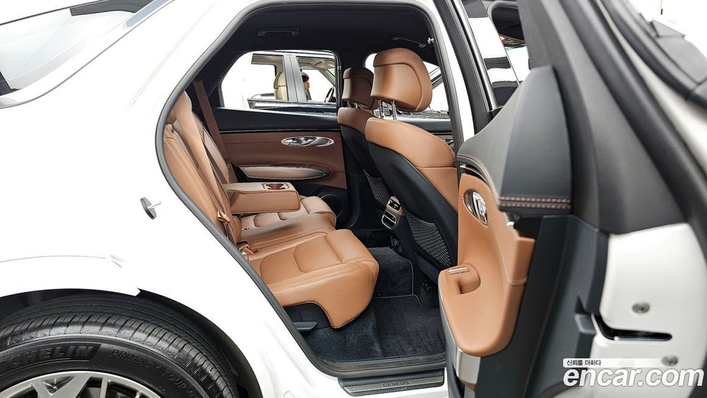 Genesis GV70 2.5T Бензин AWD (05.2022)