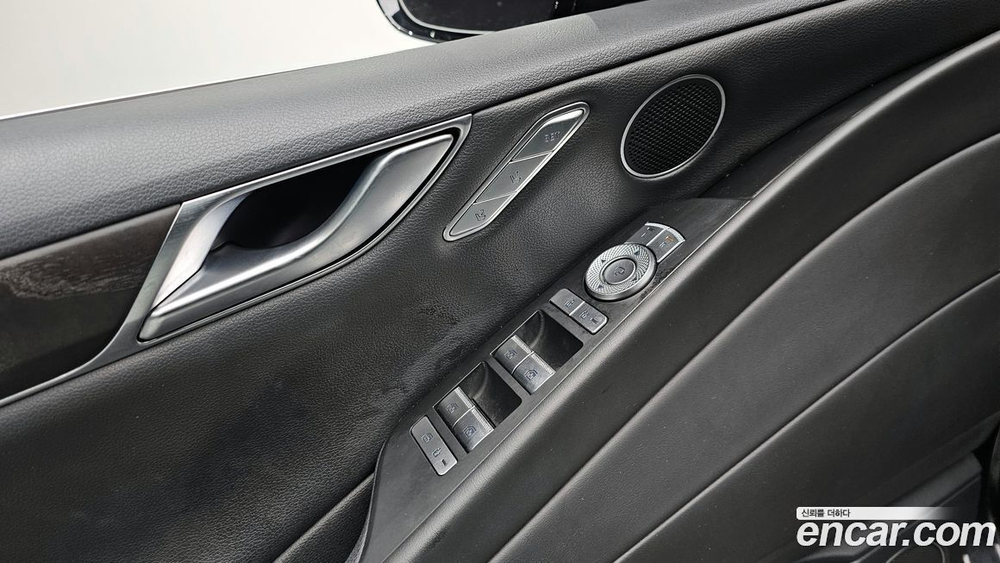 Genesis G80 (RG3) Бензин 2.5 Turbo AWD (05.2020)