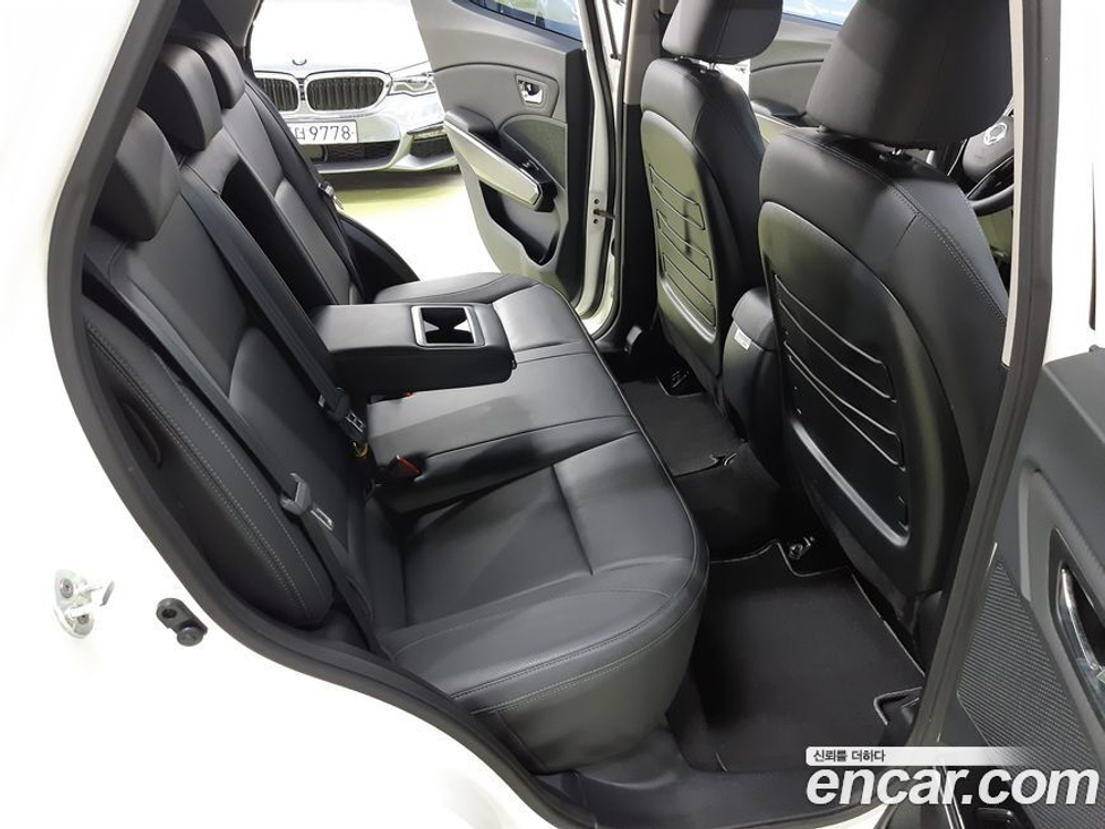 KG Mobility (Ssangyong) Very New Tivoli Бензин 1.5 2WD (03.2020)