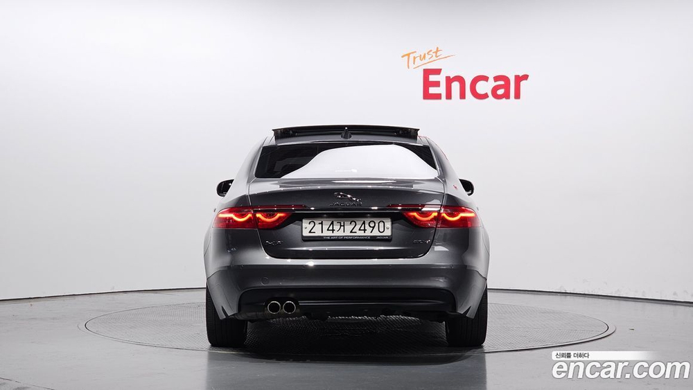 Jaguar XF (X260) 20d Prestige (10.2019)