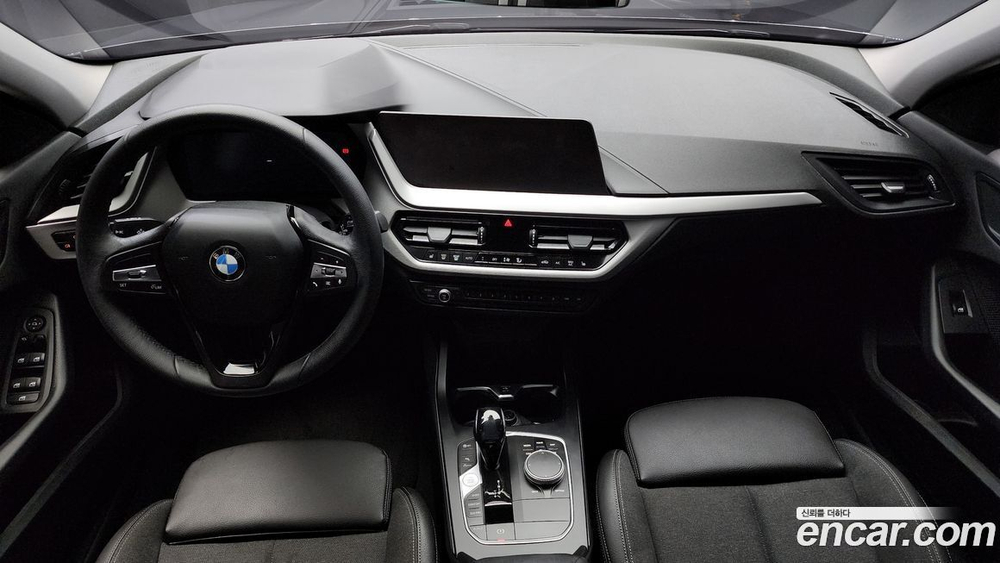 BMW 1 Series (F40) 118d Joy First Editions (06.2020)