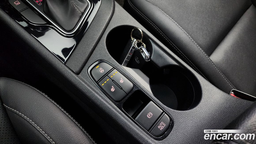 Kia The New Niro 1.6 HEV (04.2020)