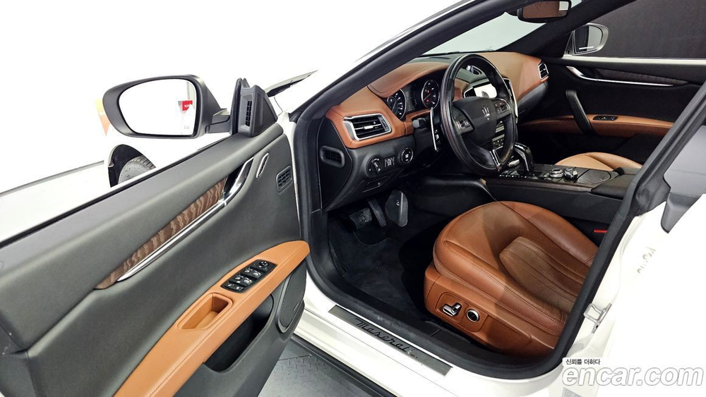 Maserati Ghibli 2.0 (03.2022)