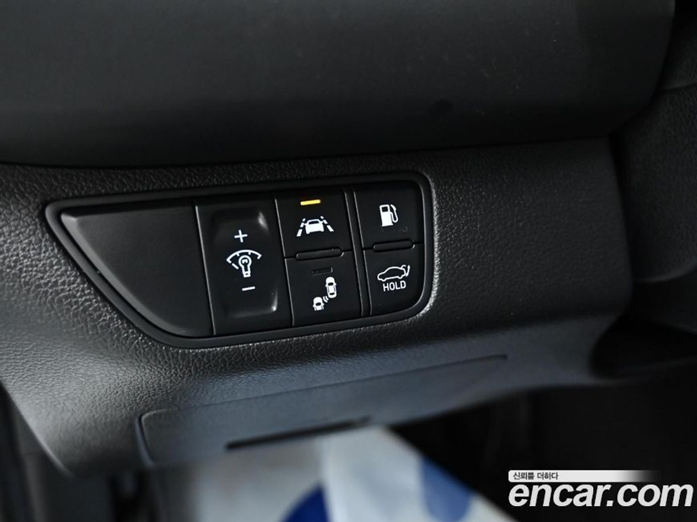 Genesis G70 2.0T AWD (08.2020)
