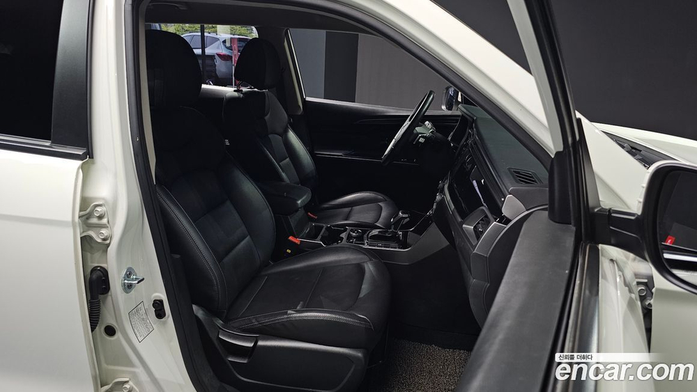 KG Mobility (Ssangyong) Beautiful Korando Дизель 1.6 2WD C5 (11.2019)