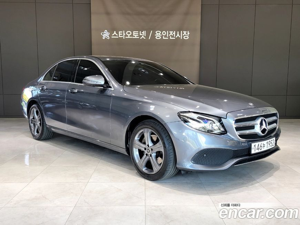 Mercedes-Benz E-Class W213 E220d Avangarde (09.2019)