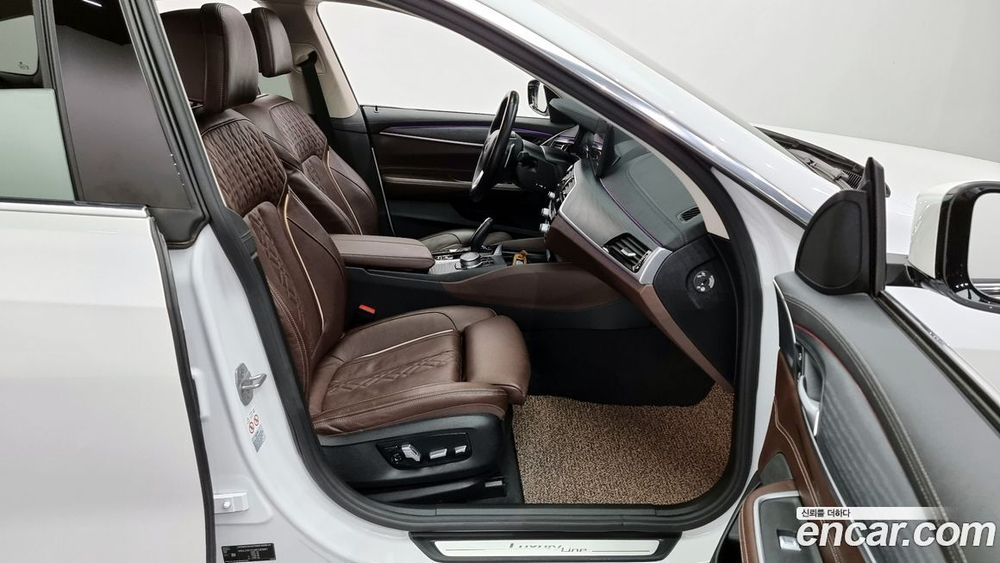 BMW 6 Series GT (G32) 620d Luxury (05.2021)