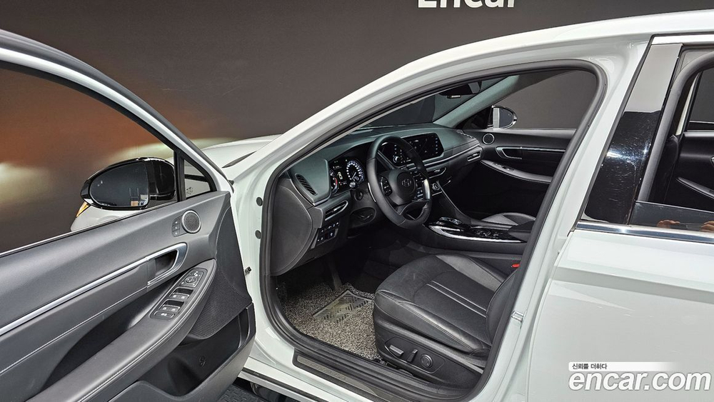 Hyundai Sonata (DN8) 2.0 (07.2021)