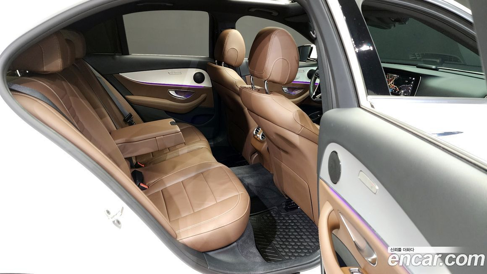 Mercedes-Benz E-Class W213 E250 Avangarde (03.2021)