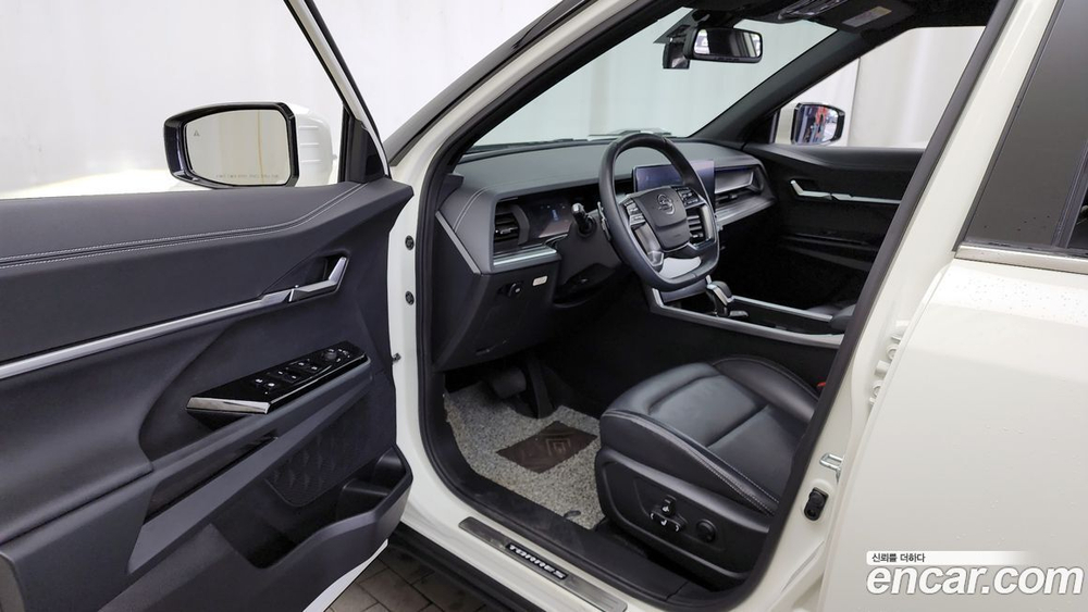 KG Mobility (Ssangyong) Torres Бензин 1.5 2WD (07.2022)