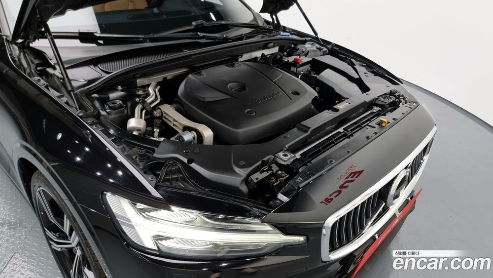 Volvo S60 3 Generation T5 Inscription (01.2020)