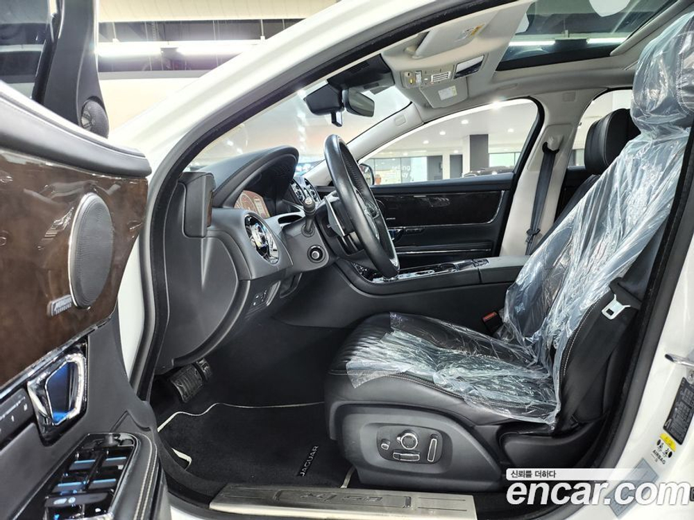 Jaguar All New XJ 3.0D XJ50 LWB (12.2019)