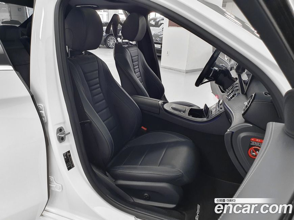 Mercedes-Benz E-Class W213 E220d 4MATIC AMG Line (11.2020)