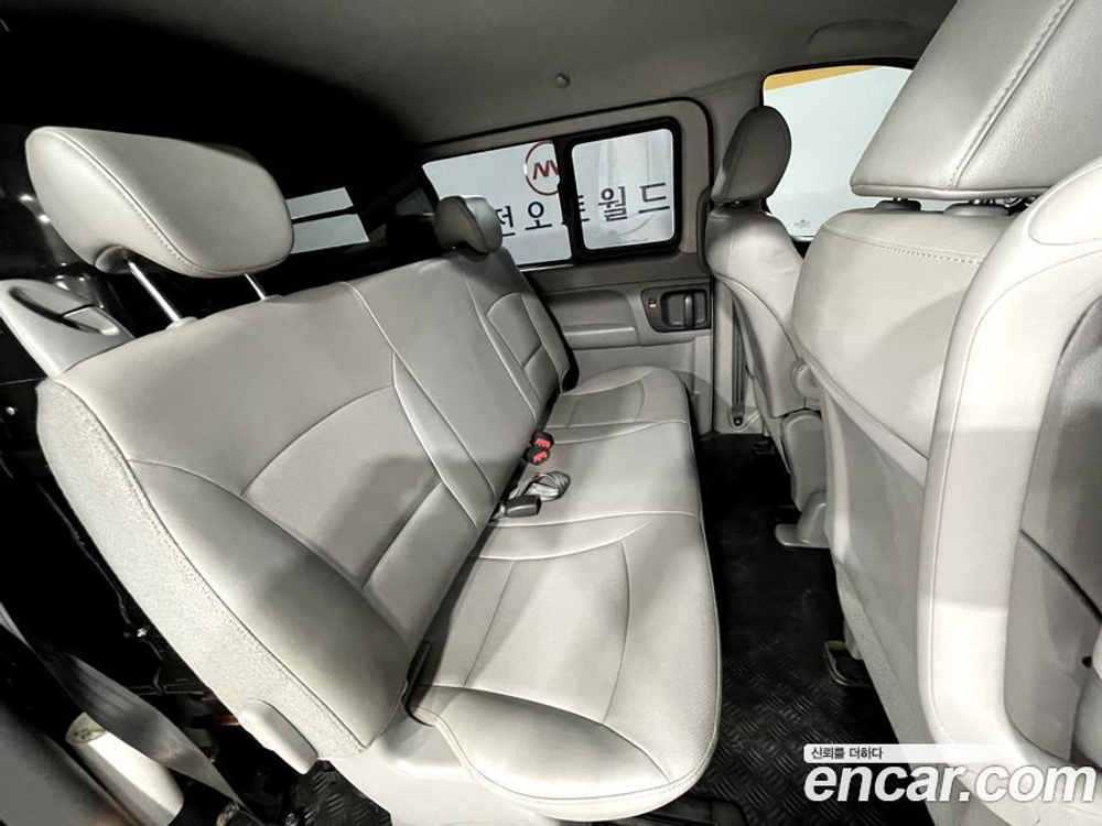 Hyundai The New Grand Starex Van 5인승 (06.2020)