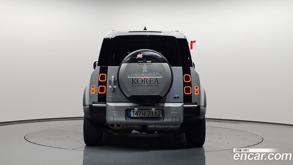 Land Rover Defender (L663) 110 D250 SE (08.2021)