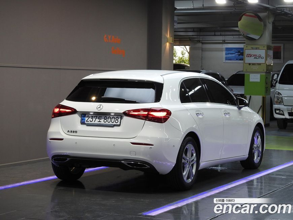Mercedes-Benz A-Class W177 A220 Hatchback (04.2024)