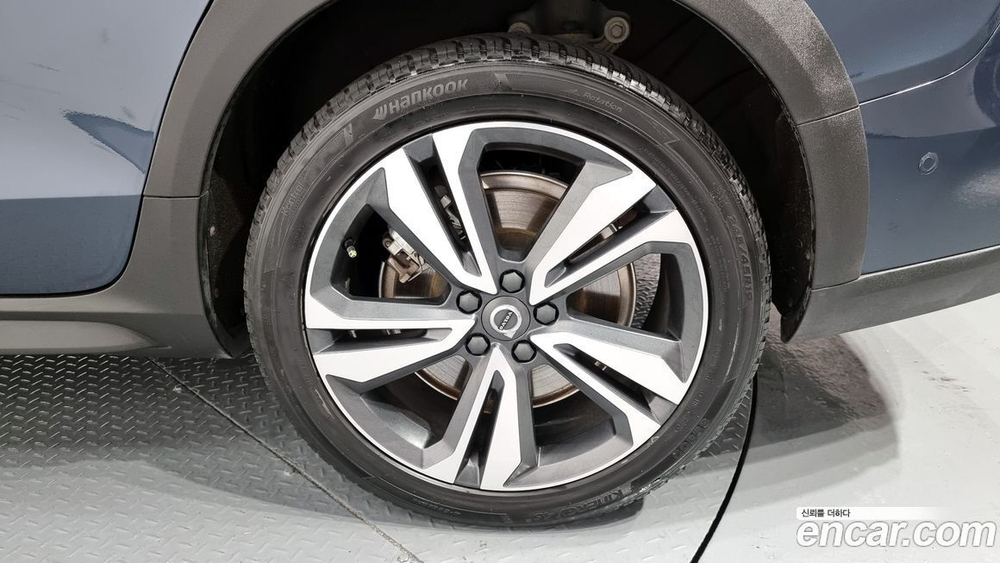 Volvo V60 Cross Country 2 Generation B5 Pro AWD (12.2020)