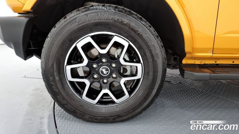 Ford Bronco 6 Generation 2.7 Outer Banks (06.2022)