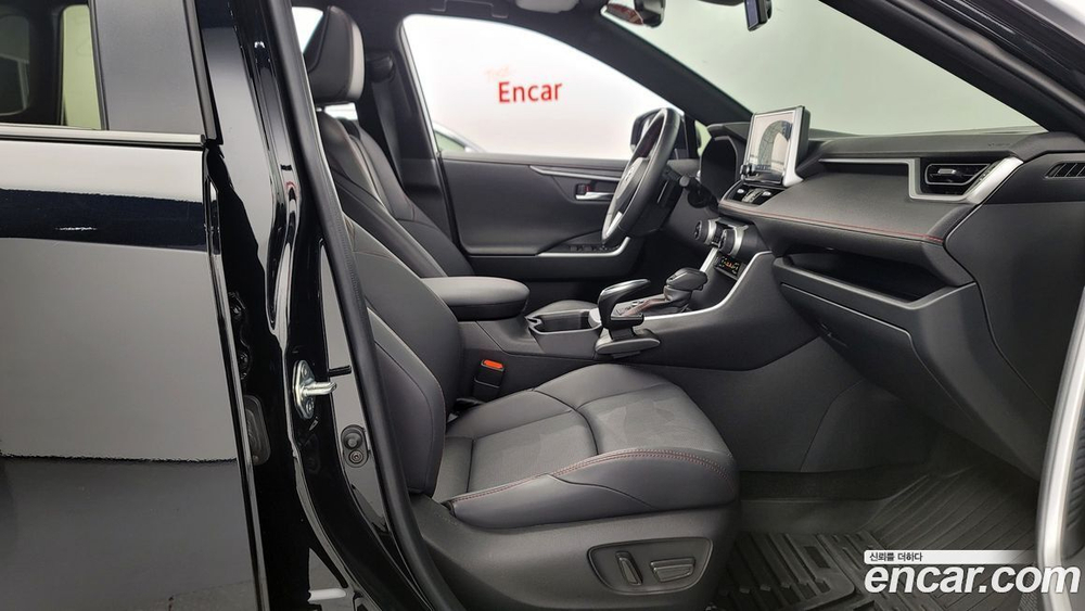 Toyota RAV4 5 Generation 2.5 4WD PHEV XSE (07.2023)