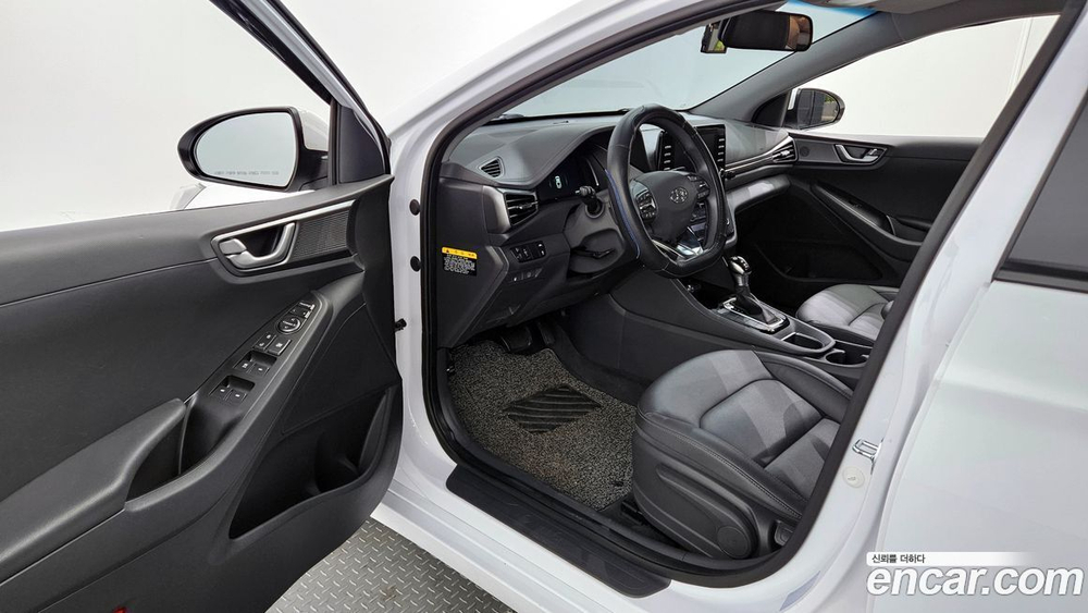 Hyundai The New Ionic Hybrid 1.6 HEV (04.2020)
