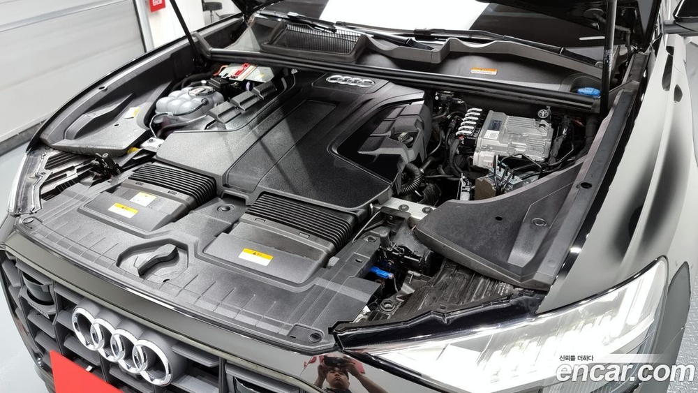Audi Q8 45 TDI Quattro (02.2022)