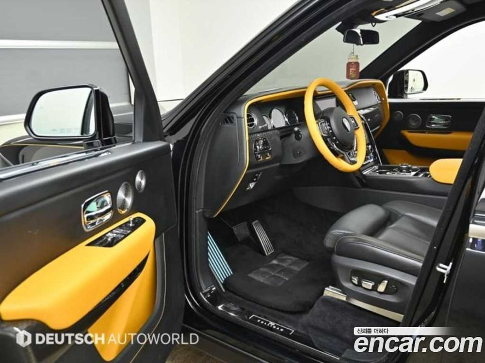 Rolls-Royce Cullinan 6.7 V12 Черный Badge (05.2020)