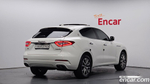 Maserati Levante 3.0 Дизель AWD GranLusso (12.2019)