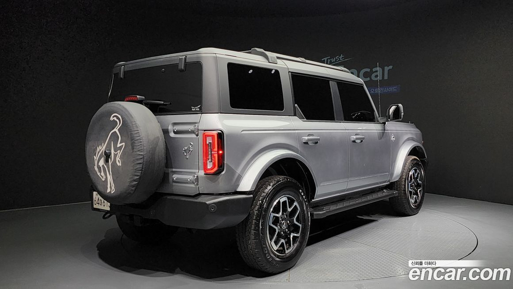 Ford Bronco 6 Generation 2.7 Outer Banks (12.2022)