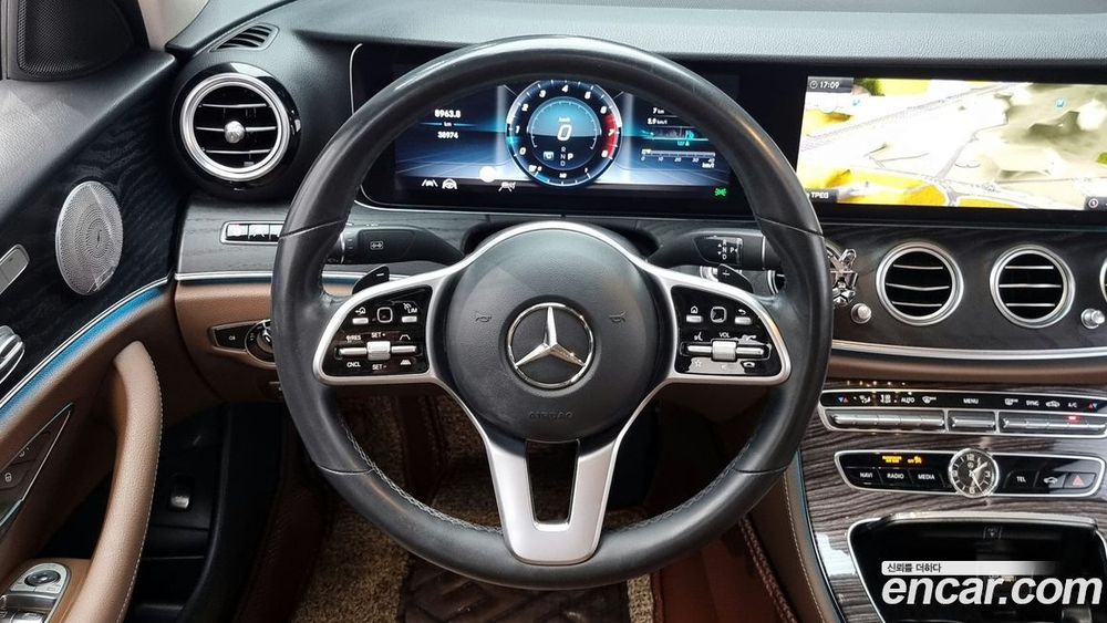 Mercedes-Benz E-Class W213 E300 Avangarde (06.2020)