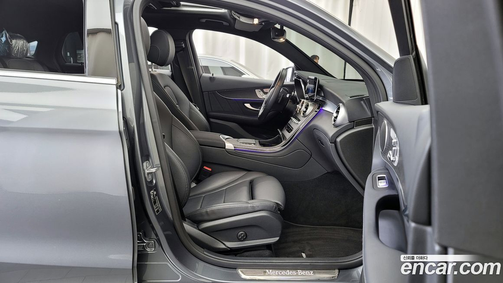 Mercedes-Benz GLC-Class X253 GLC300e 4MATIC Coupe (03.2021)