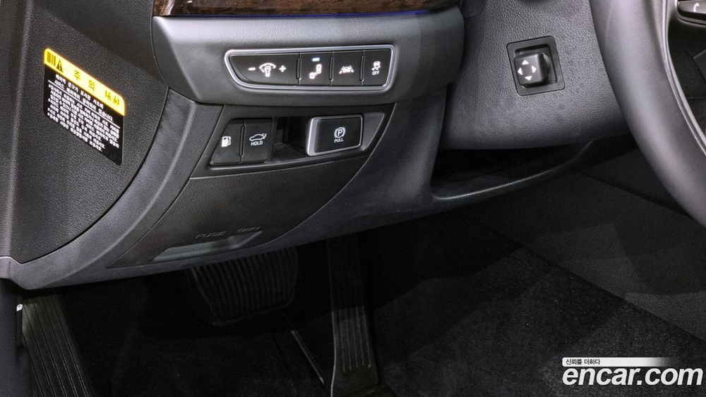 Genesis G90 3.8 AWD (04.2020)