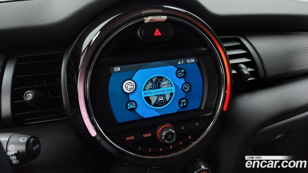 Mini Cooper Basic (12.2019)