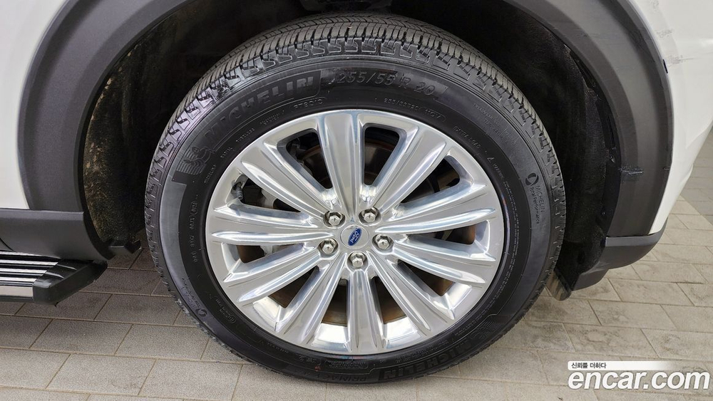 Ford Explorer 6 Generation 2.3 Limited 4WD (05.2020)