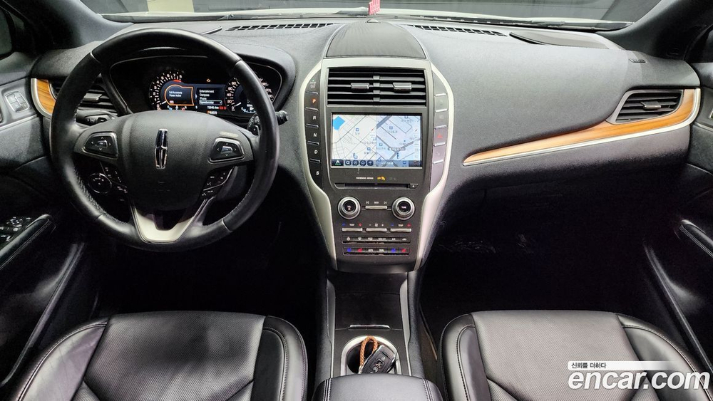 Lincoln MKC 2.0 AWD (11.2019)