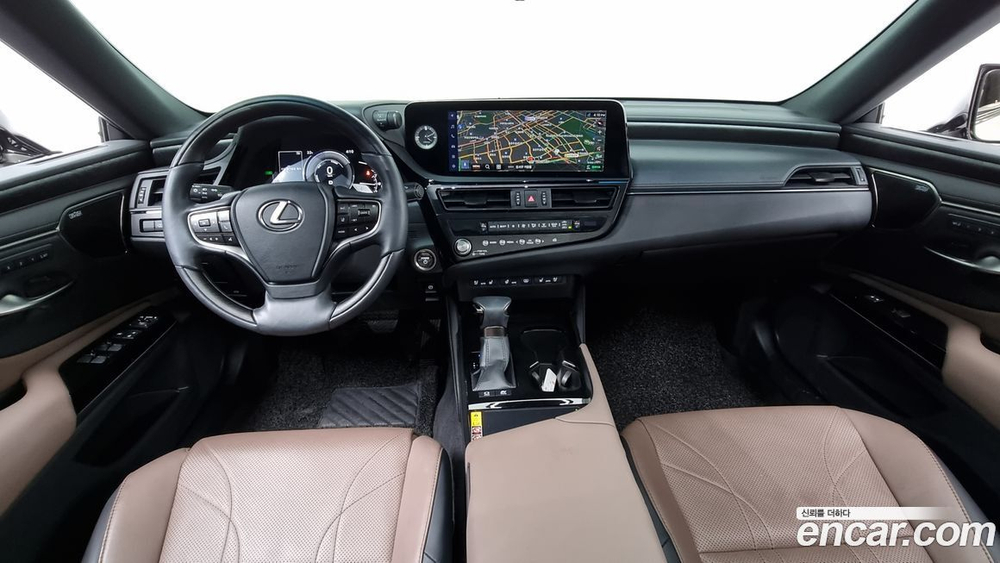Lexus ES300h 7 Generation Executive (09.2022)