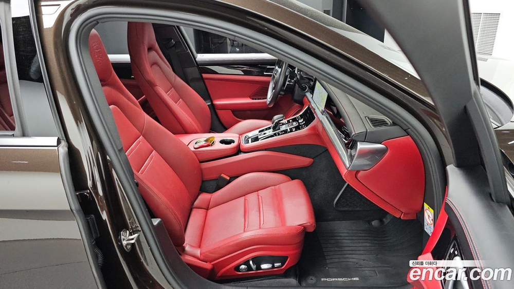 Porsche Panamera (971) 3.0 AWD (03.2020)