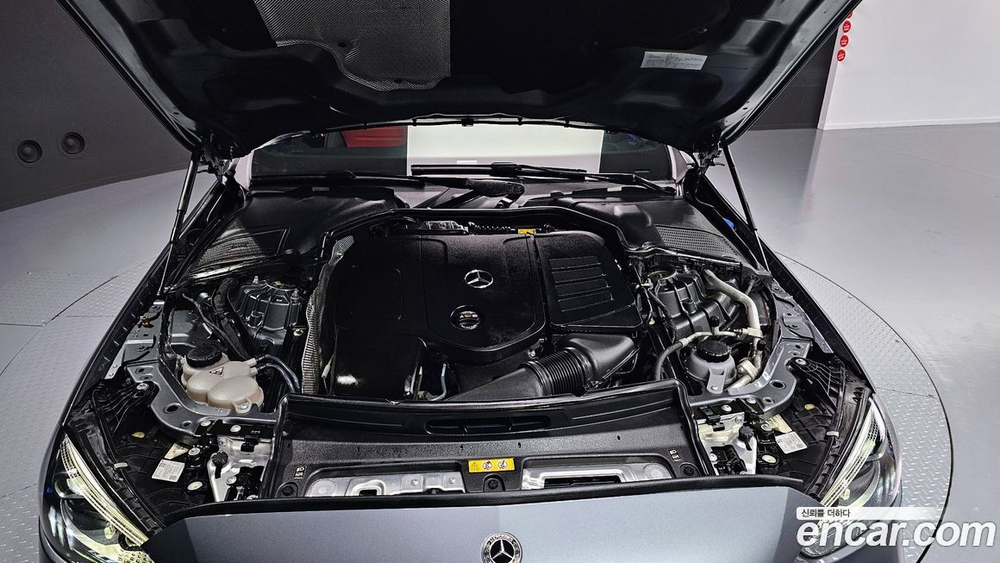 Mercedes-Benz C-Class W206 C300 AMG Line (04.2022)