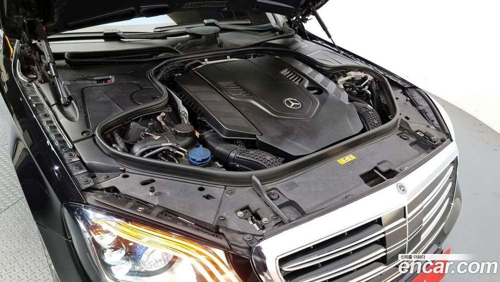 Mercedes-Benz S-Class W222 S560L 4MATIC (09.2019)