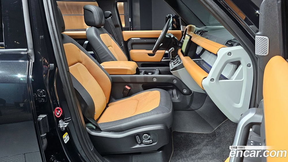 Land Rover Defender (L663) 130 D300 X-Dynamic HSE (08.2023)