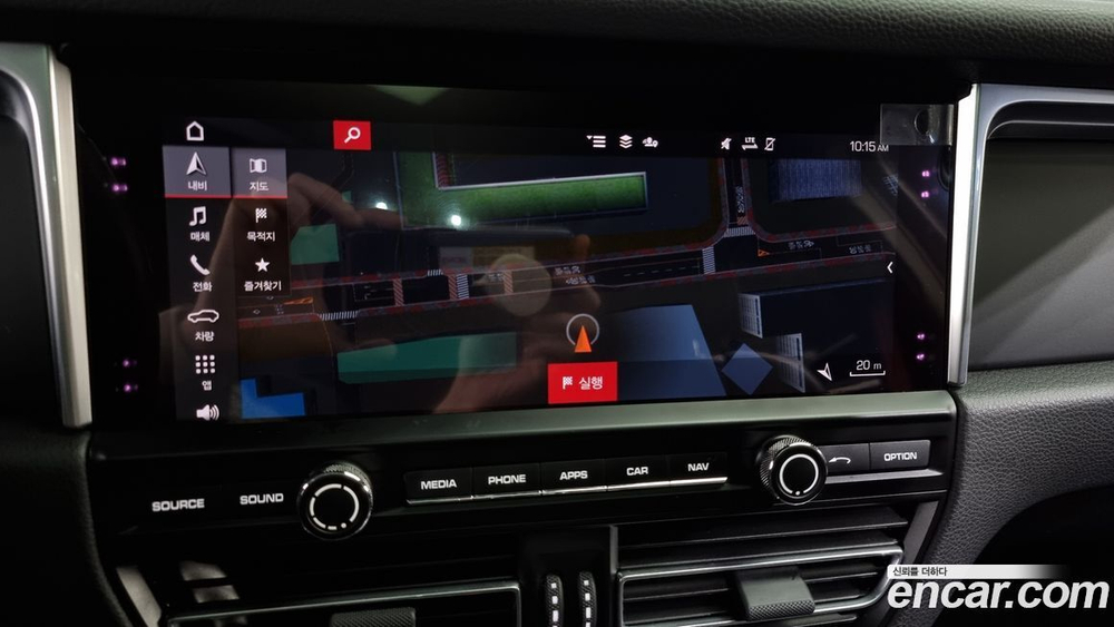 Porsche Macan 2.0 (03.2021)