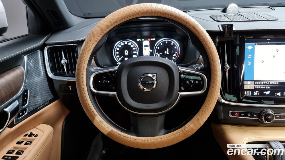 Volvo V90 Cross Country B5 Pro AWD (09.2021)