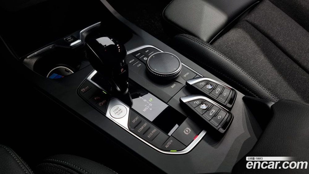 BMW 1 Series (F40) 118d Joy First Editions (06.2020)