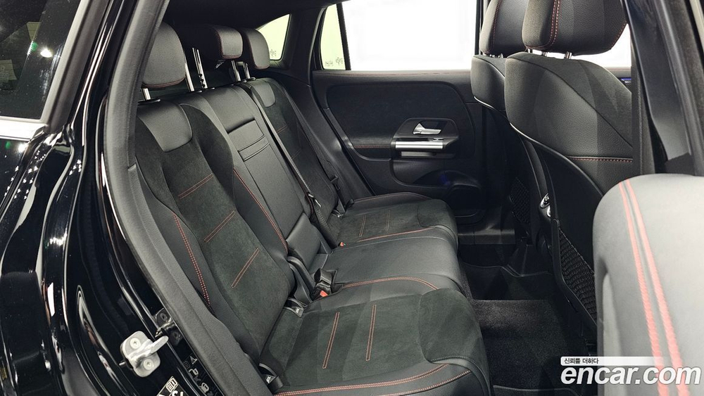 Mercedes-Benz GLA-Class H247 GLA250 4MATIC (09.2023)