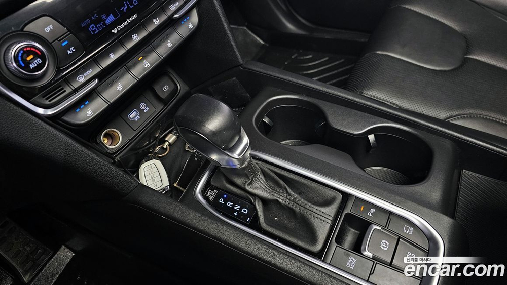 Hyundai Santa Fe TM Бензин 2.0T 2WD (02.2020)