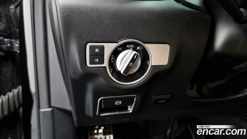 Infiniti QX30 2.0 프로어시스트 AWD (10.2019)