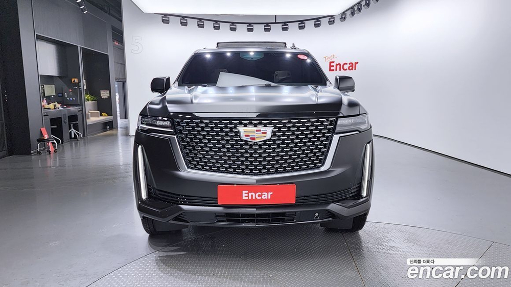Cadillac Escalade 5 Generation 6.2 ESV (12.2022)